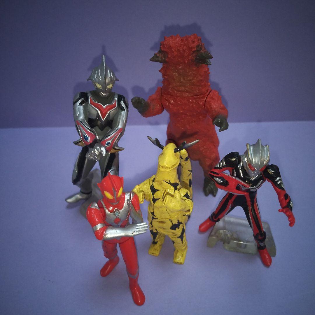 パンドンエレキングネクサス他二体ミニミニソフビ