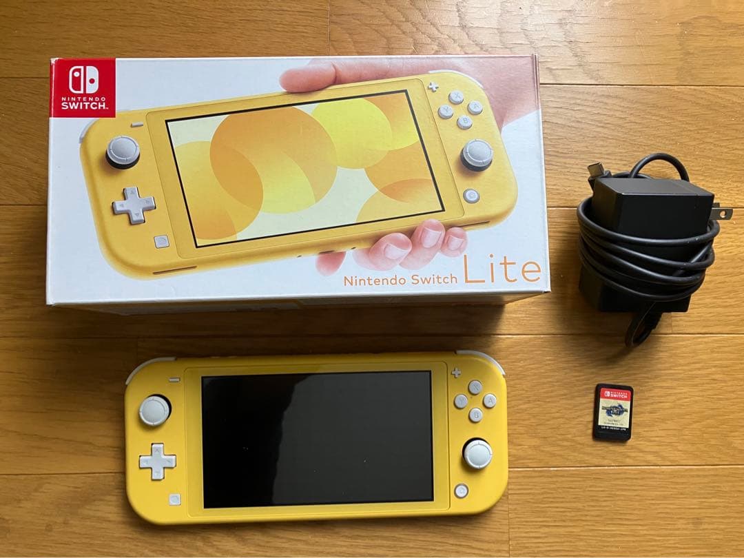 NINTENDO SWITCH LITE イエロー