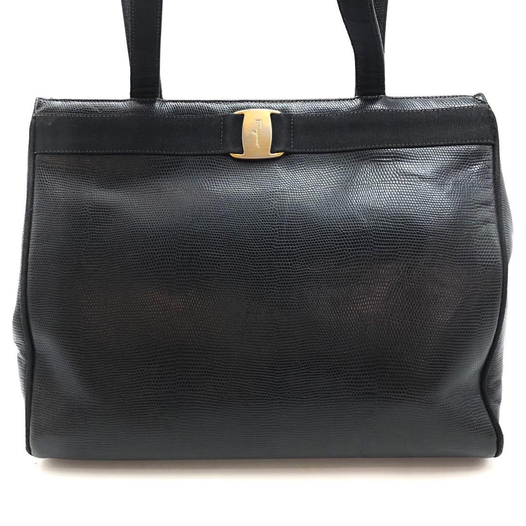 フェラガモ ヴァラ リボンリザード トート ショルダーバック 革 黒 EW374