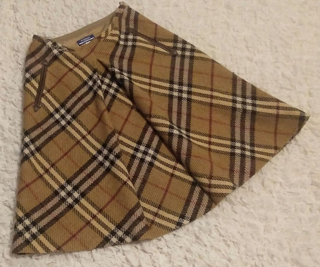 BURBERRY blue label秋冬スカート