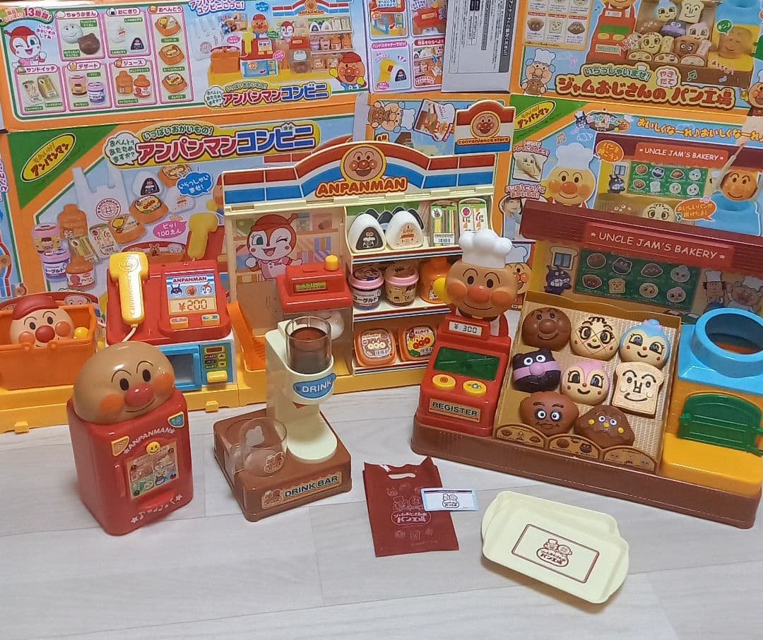 アンパンマン　パン工場　コンビニ
