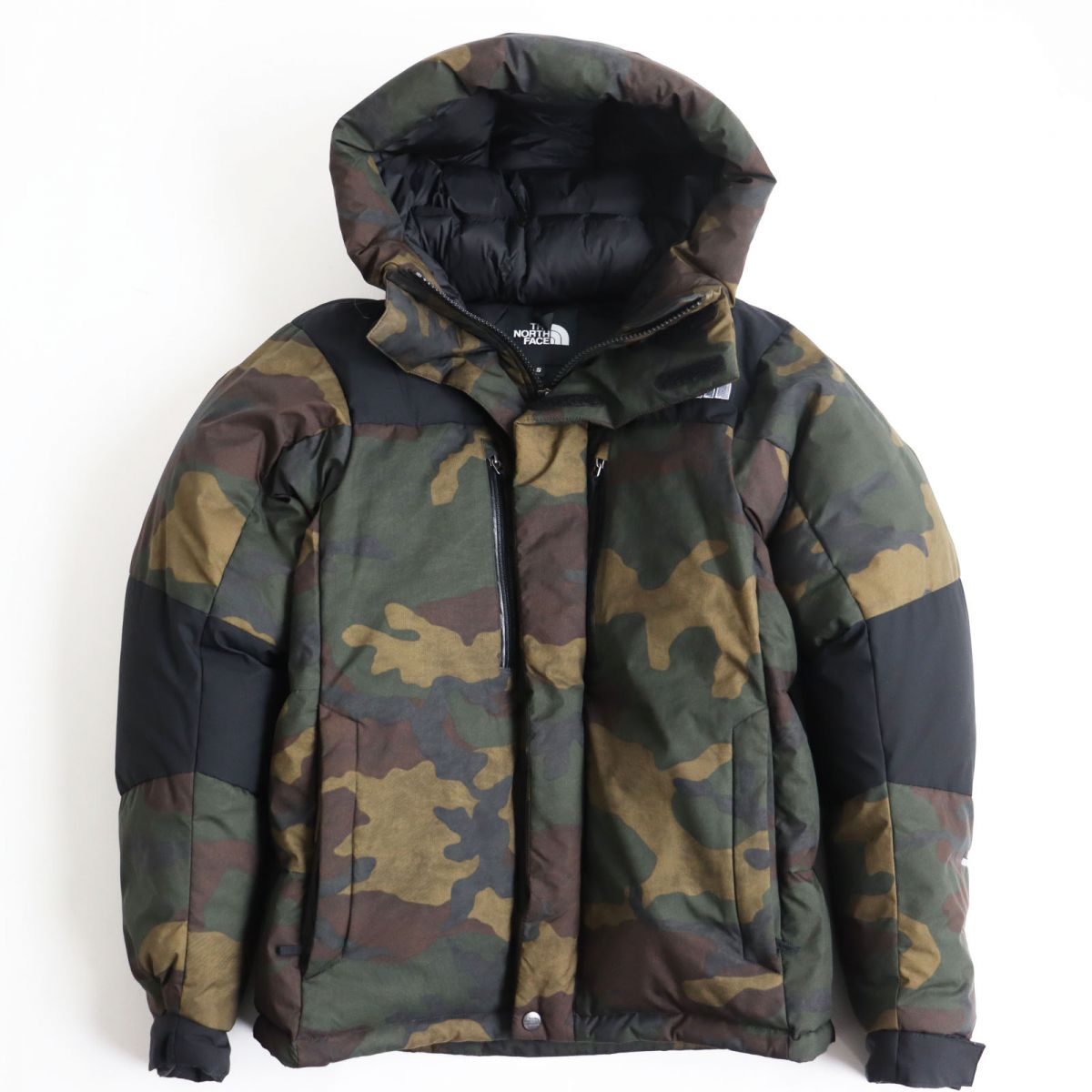 極美品●THE NORTH FACE ザ・ノースフェイス ND91845 Novelty Baltro Light Jacket バルトロライト WINDSTOPPER カモフラ ダウンジャケット マルチカラー S 正規品【中古】