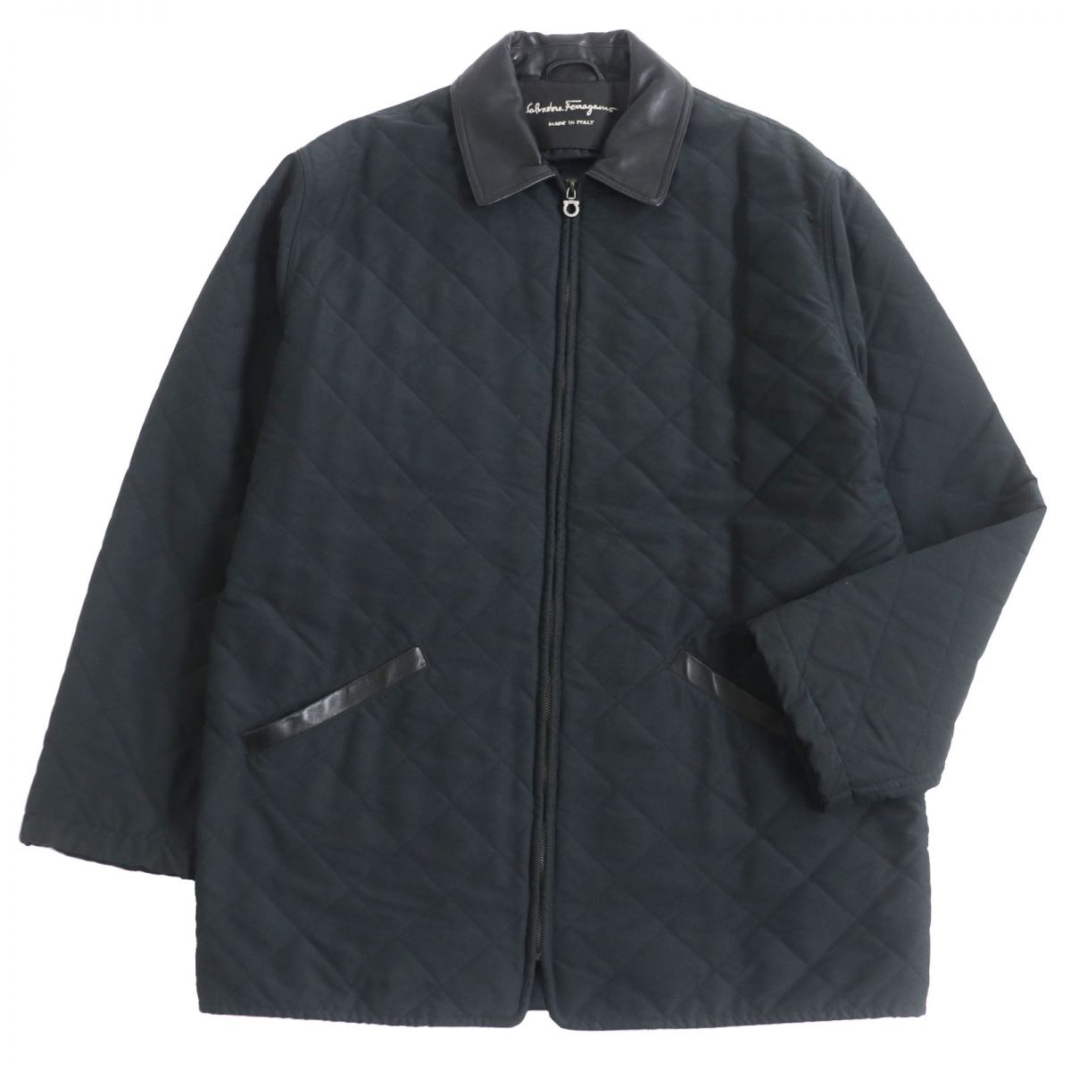 良品□Salvatore Ferragamo/サルヴァトーレフェラガモ 襟元レザー ガンチーニ金具 キルティングコート/ジャケット 黒 50 イタリア製 正規品【中古】