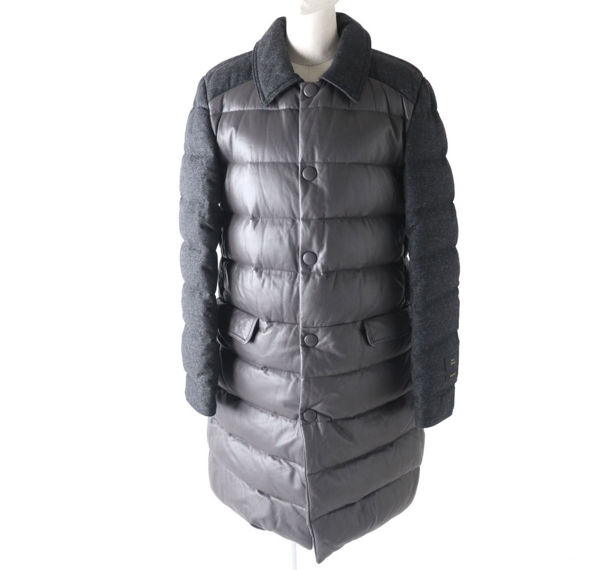 美品★正規品 TATRAS×ROBERT GELLER タトラス ロバートゲラー MTA4RG4237 レザー切替 ロゴパッチ付 カシミヤ混 ロングダウンコート 灰色 2【中古】