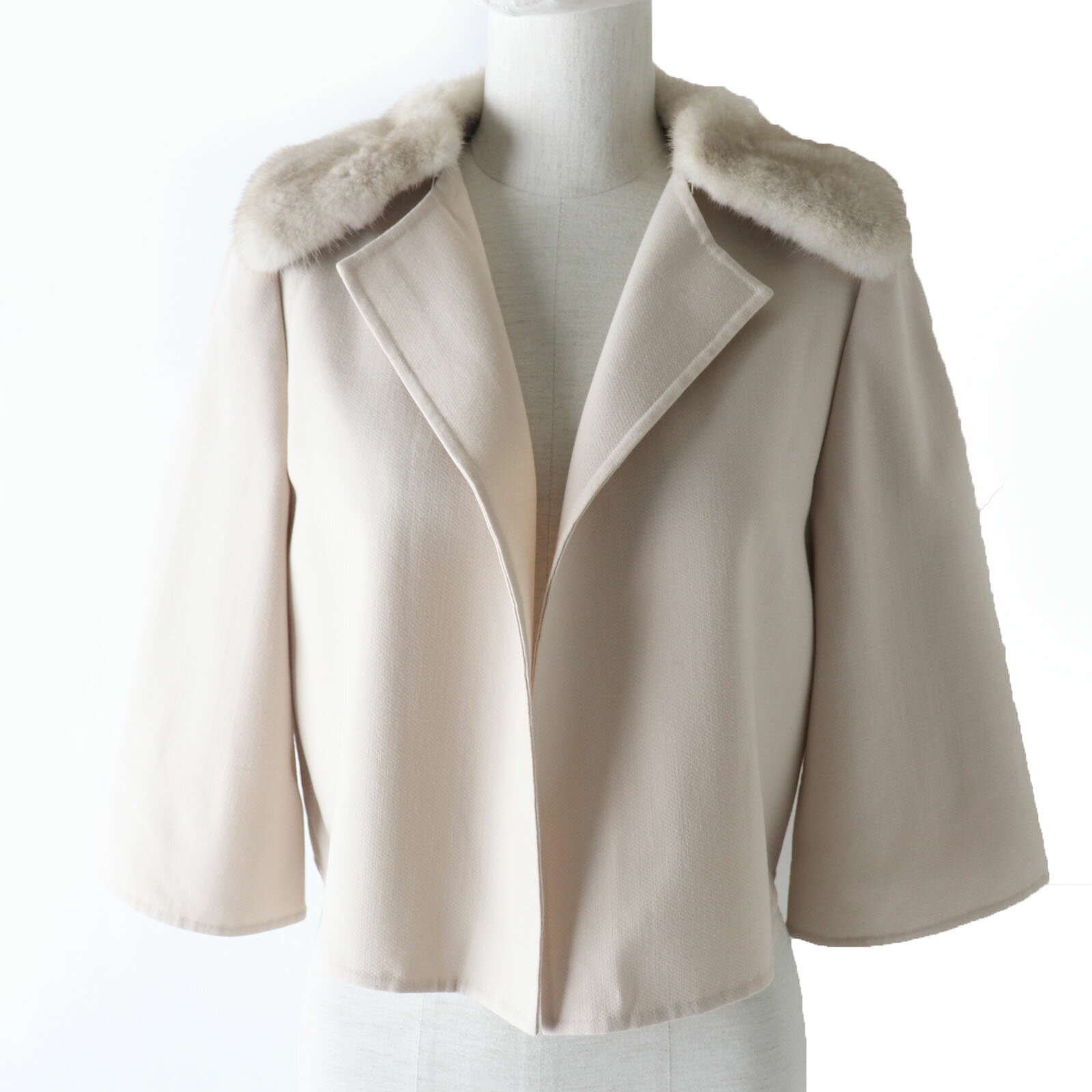 極美品 FOXEY BOUTIQUE フォクシー ブティック 38682 Mink ミンク Whip Jacket フロントオープン ショートコート/ジャケット ベージュ 38 日本製 正規品 レディース【中古】