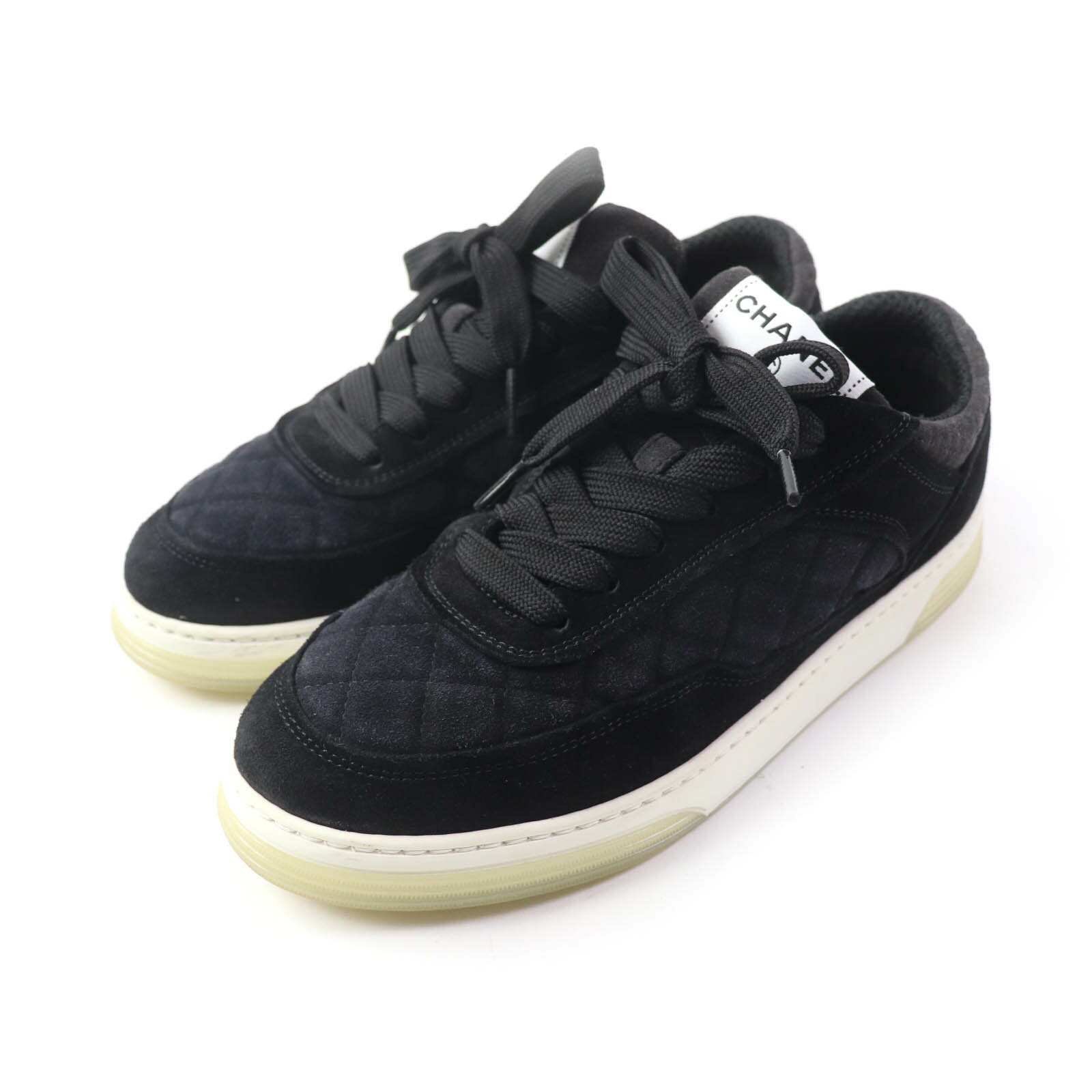 美品★CHANEL シャネル 22C G38740 ロゴパッチ付 マトラッセ レースアップ スウェード ローカットスニーカー ブラック 37 箱付き イタリア製 レディース【中古】