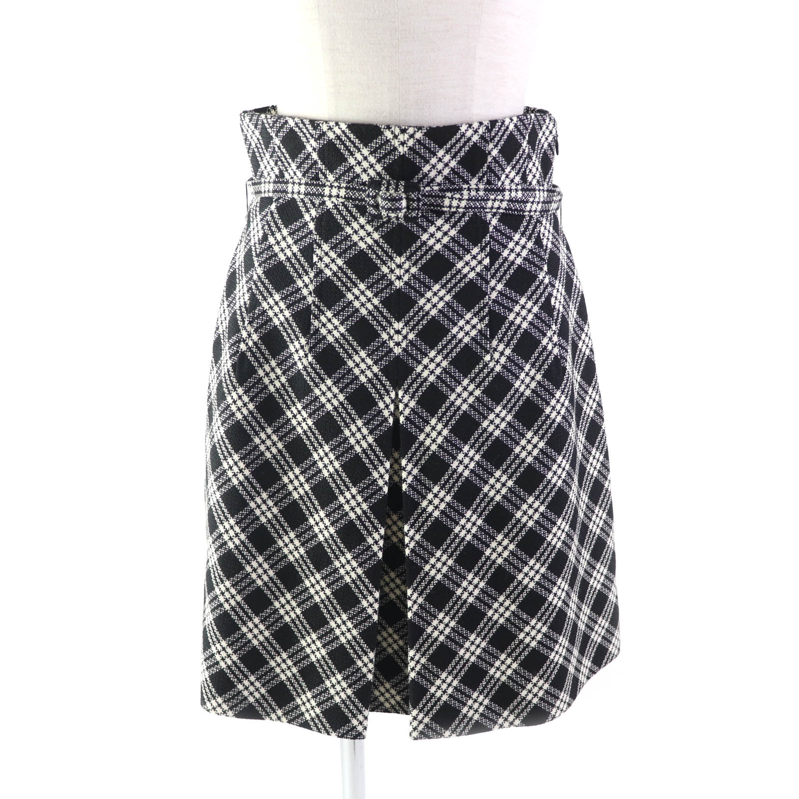 美品★Christian Dior クリスチャンディオール 22AW 251J80A1244 裏地シルク混 ランウェイ着用 ベルト付 チェック柄 ボックスプリーツ 台形 スカート ブラック ホワイト 42 保存袋付き イタリア製 正規品 レディース【中古】