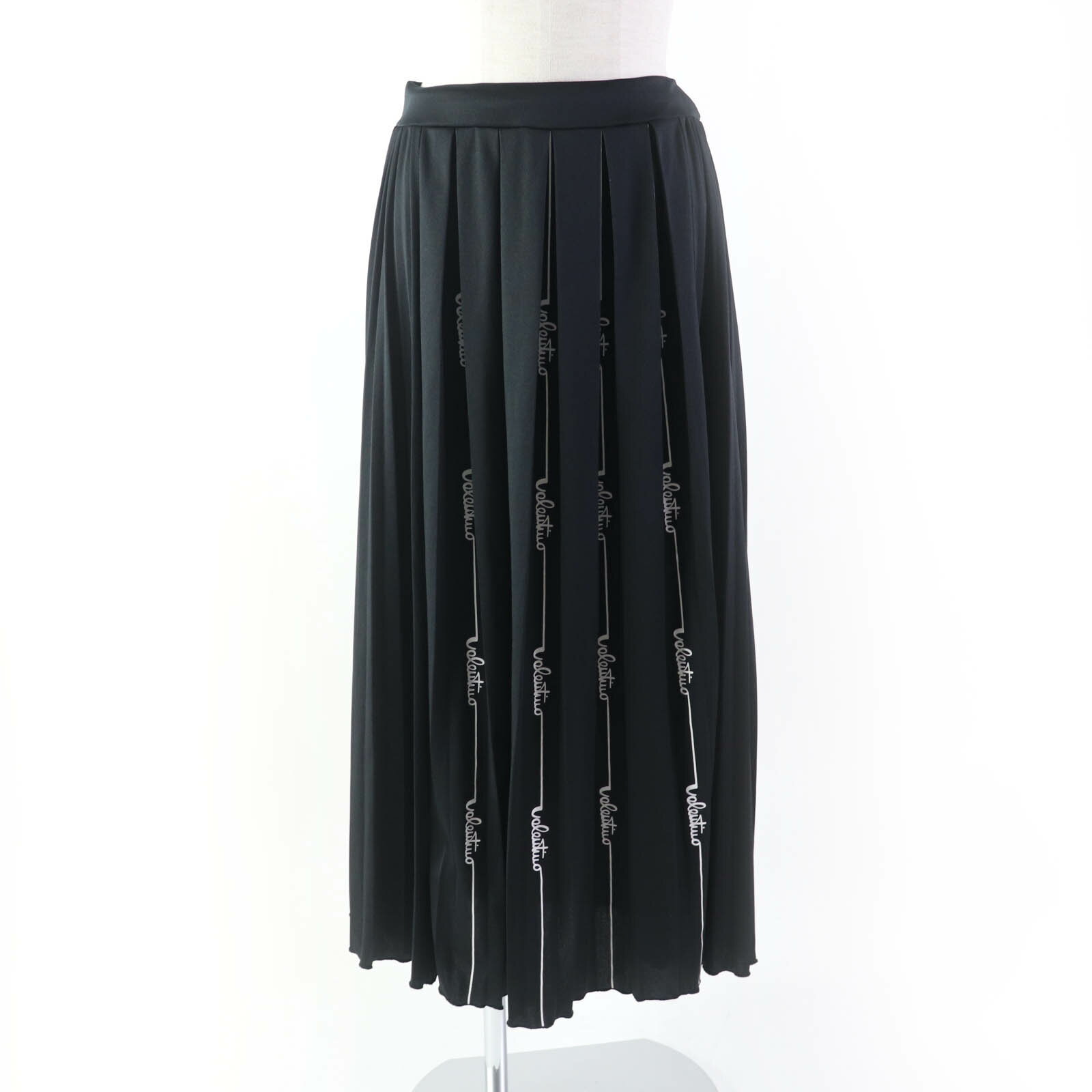 美品★VALENTINO ヴァレンティノ TB3MD011577 ロゴデザイン プリーツ ロングスカート ブラック S イタリア製 正規品 レディース【中古】