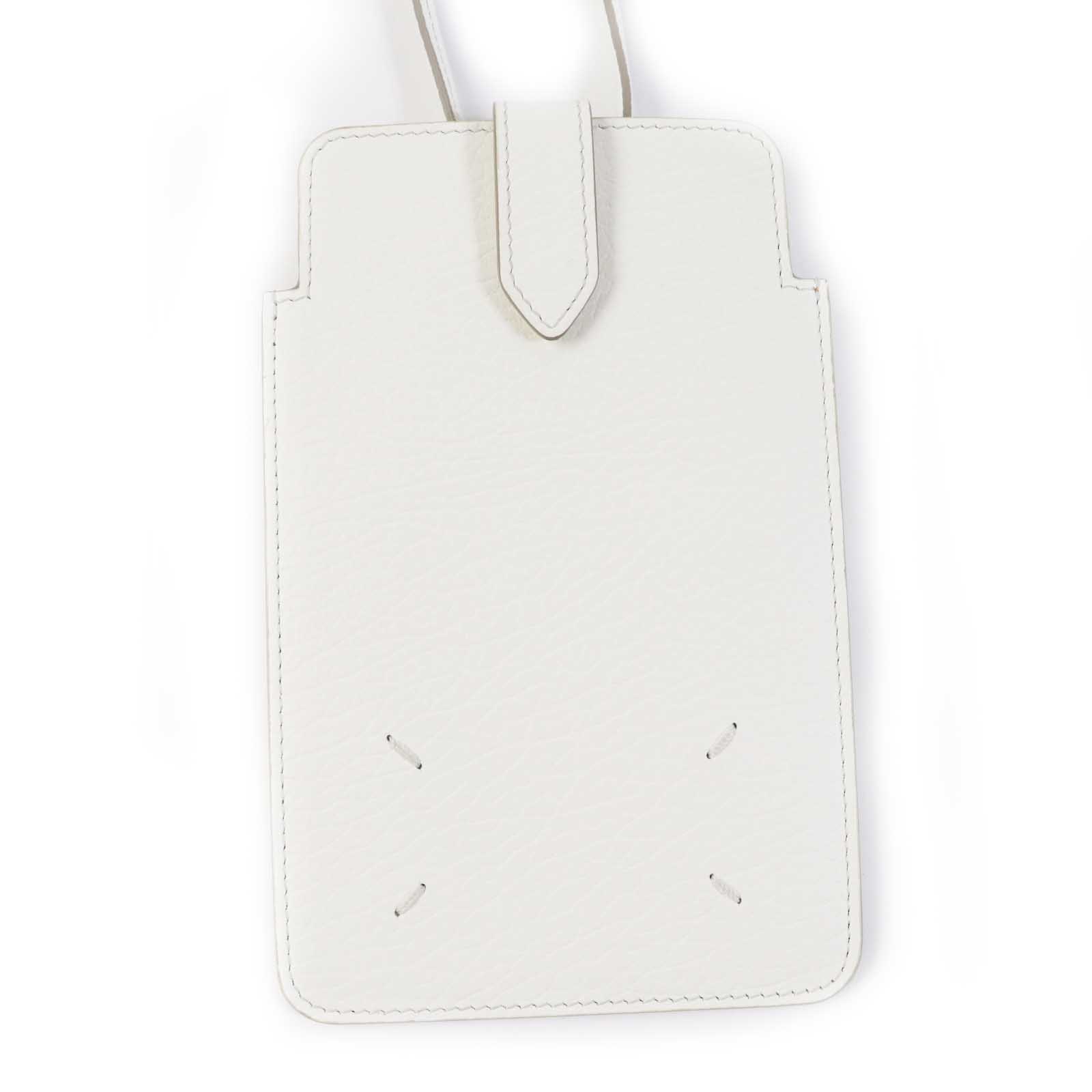 極美品◎Maison Margiela 11 メゾンマルジェラ11 SA1VZ0008 4ステッチ レザー スマートフォンポーチ／ショルダーバッグ ホワイト イタリア製【中古】