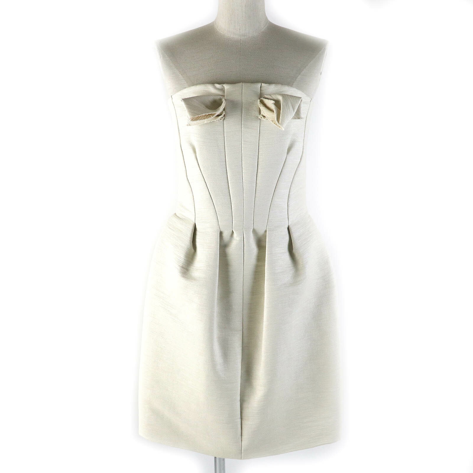 【ドンドン見直し】未使用品△LANVIN ランバン フロントリボンモチーフ ベアトップノースリーブ ドレス ワンピース 裏地シルク100％ ライトベージュ 36 フランス製 正規品 レディース 美シルエット オススメ◎【中古】