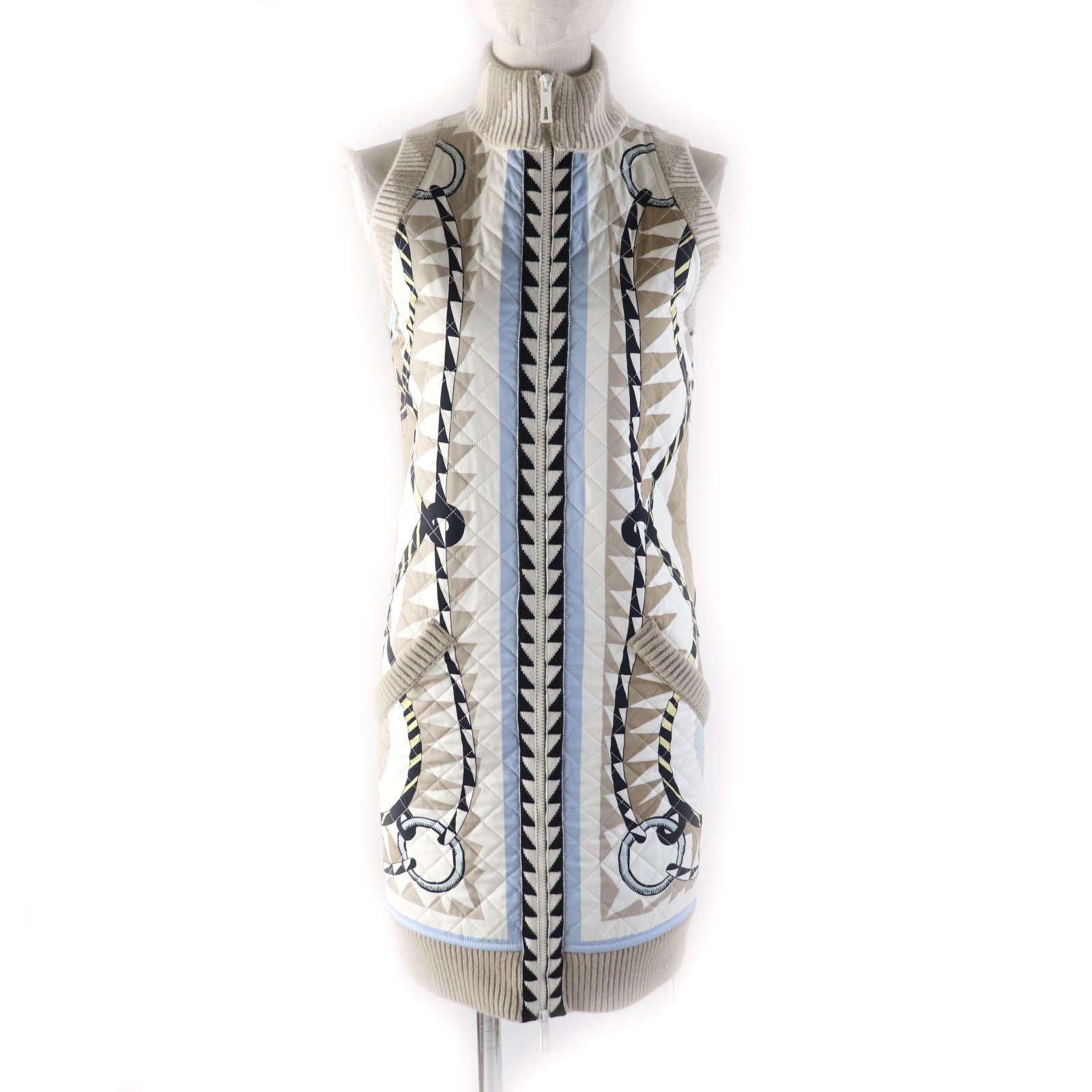 未使用品★HERMES エルメス 23AW 3H2841DJ シルク100％ ツイルレーヌ スカーフプリント ZIP UP ニット切替 ロングダウンジレ ベスト マルチ 34 イタリア製 正規品 レディース【中古】