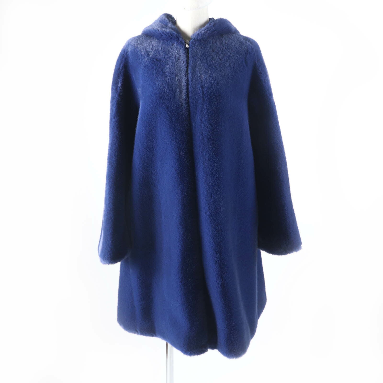 極美品★EMPORIO ARMANI エンポリオ アルマーニ 2021年製 6K2L882NNUZ フード・ロゴZIP付 エコファー Aラインコート ブルー 36 ハンガー付き 正規品 レディース【中古】