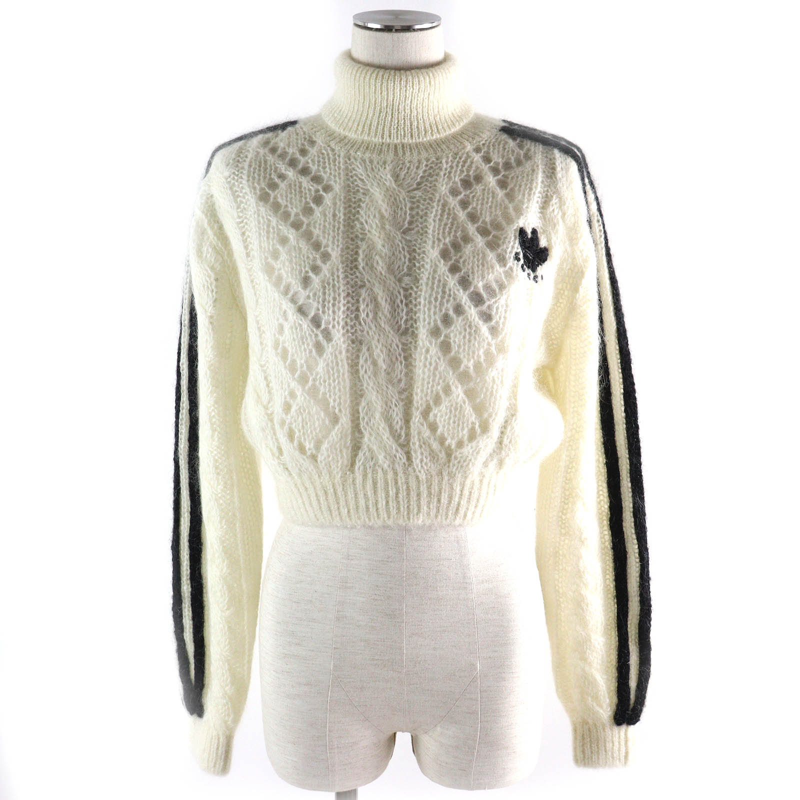 極美品△GUCCI×adidas グッチ×アディダス 713023 モヘア トレフォイル エンブロイダリー タートルネック クロップド丈 長袖 ニット セーター ホワイト ブラック S イタリア製 正規品 レディース オススメ◎【中古】
