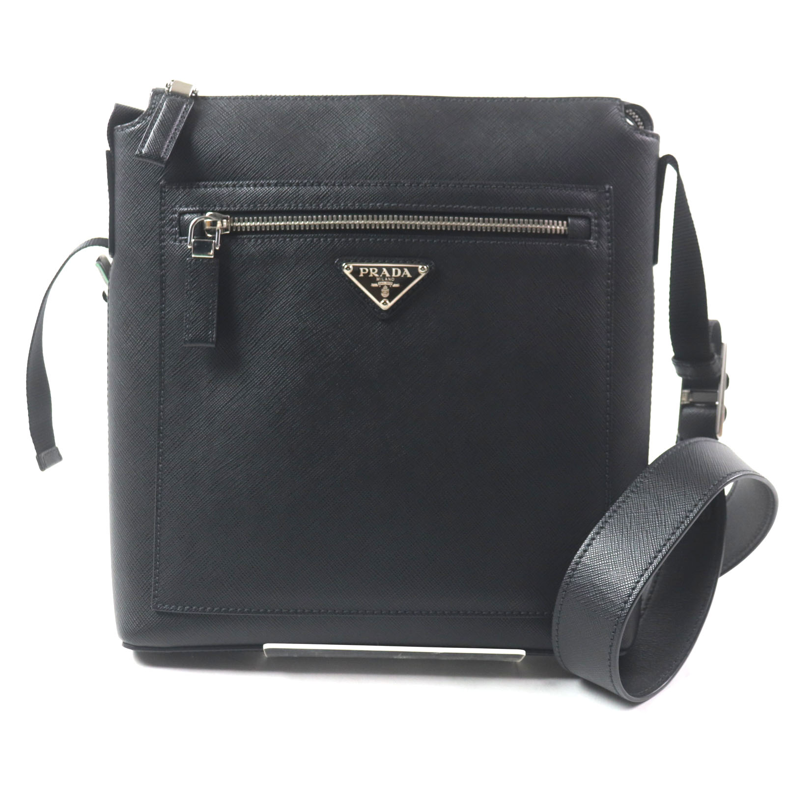 極美品▼PRADA プラダ 2VH062 トライアングルロゴ 三角プレート サフィアーノレザー ショルダーバッグ ブラック 保存袋付き メンズ【中古】