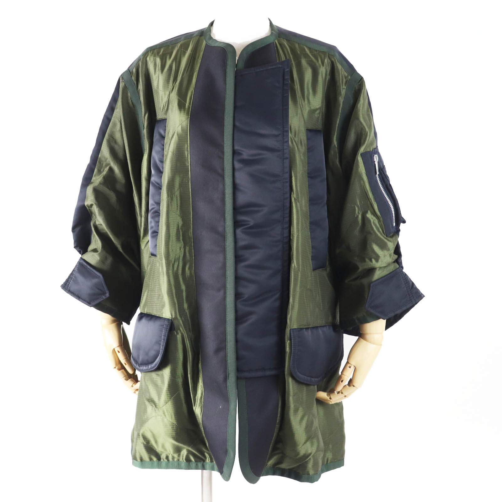 極美品◎Sacai サカイ 23SS 23-06477 Quilted Jacket ジップアップ ジャケット カーキ ブラック 1 日本製 正規品 レディース【中古】