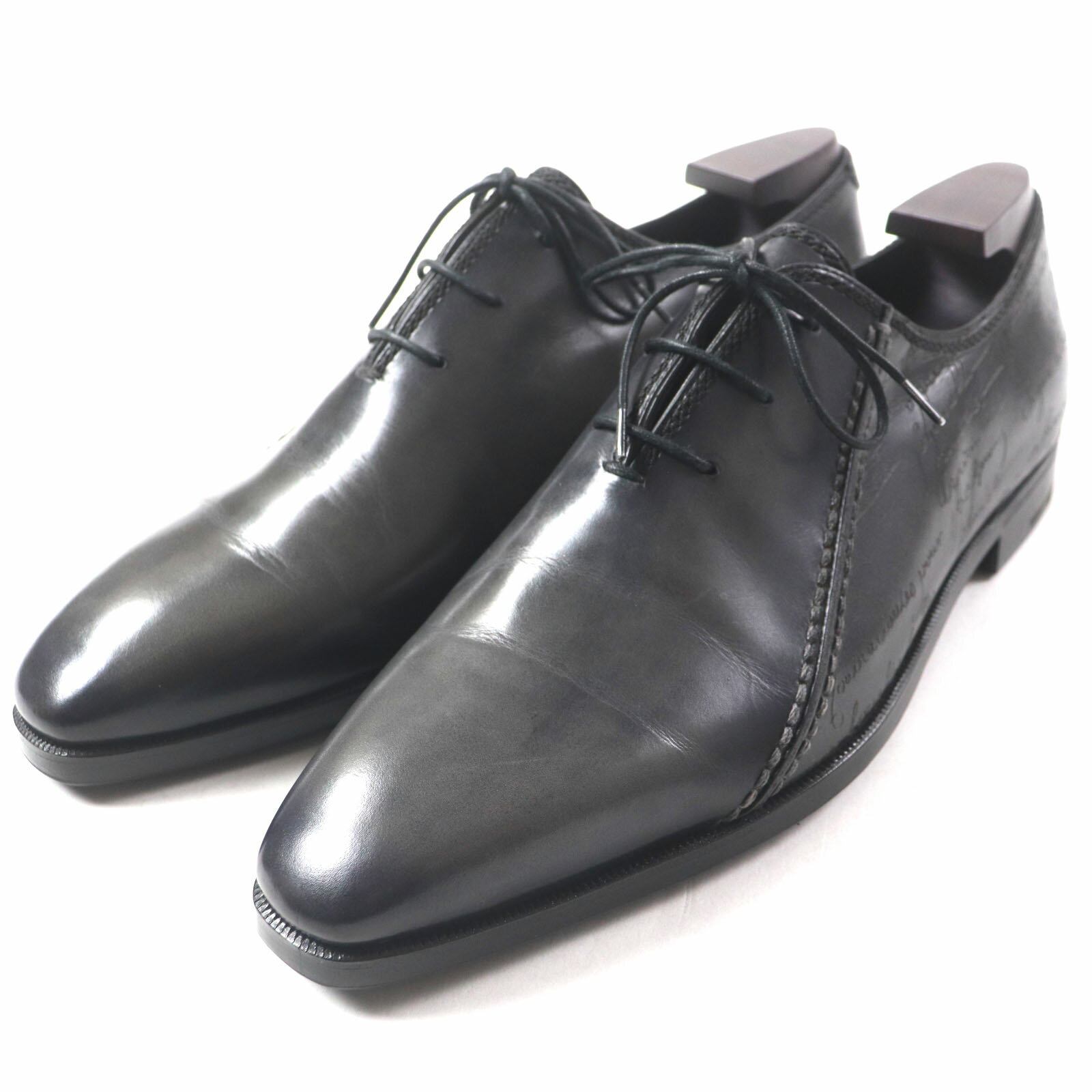 極美品▼Berluti ベルルッティ Scars Demesure スカーズ デムジュール カリグラフィ スクリット レザーシューズ ブラック系 6.5 シューツリー・保存袋付き イタリア製 メンズ【中古】