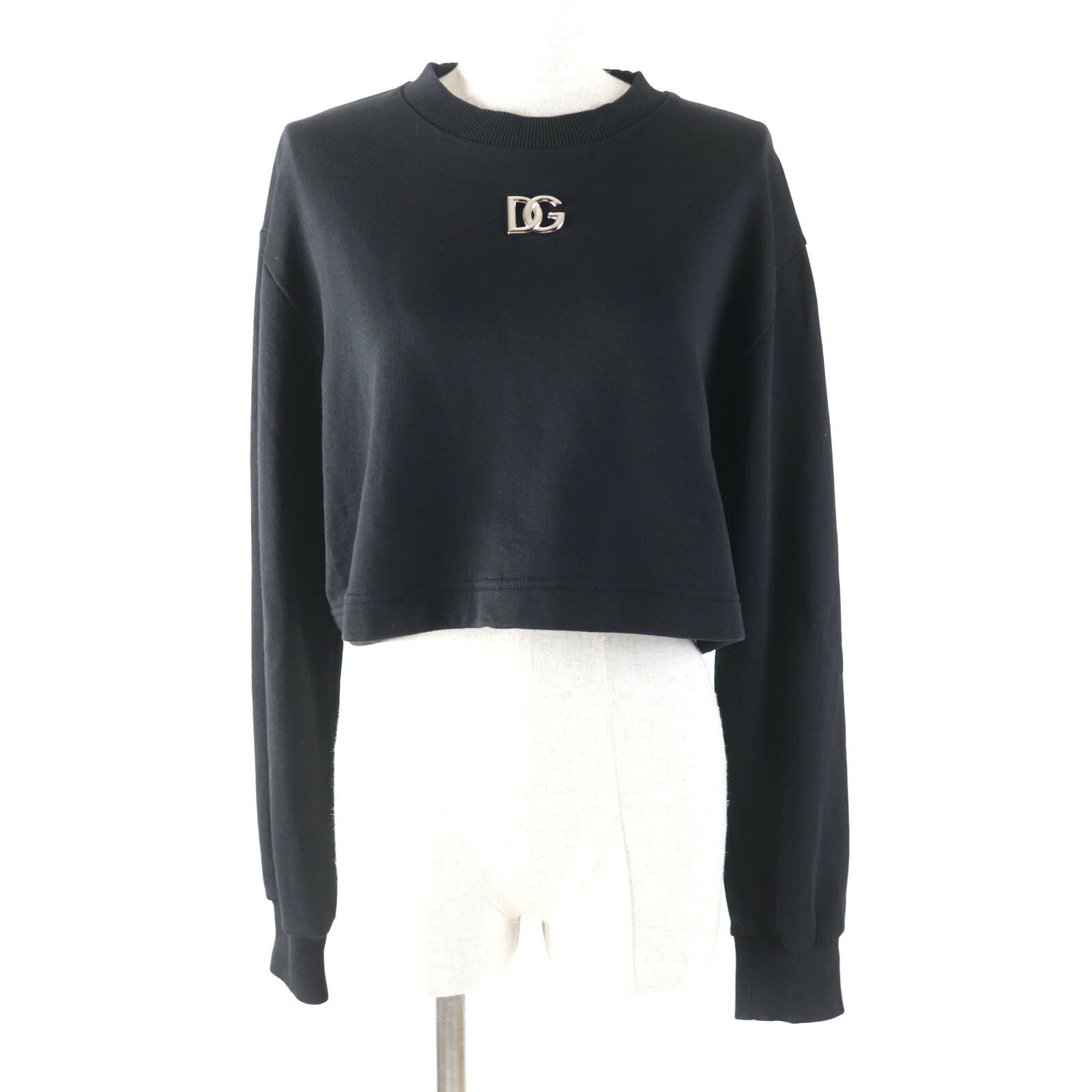 美品★DOLCE&GABBANA ドルチェ＆ガッバーナ F9N80Z コットン100％ DGプレートロゴ クロップド スウェット トレーナー ブラック 38 イタリア製 正規品 レディース【中古】