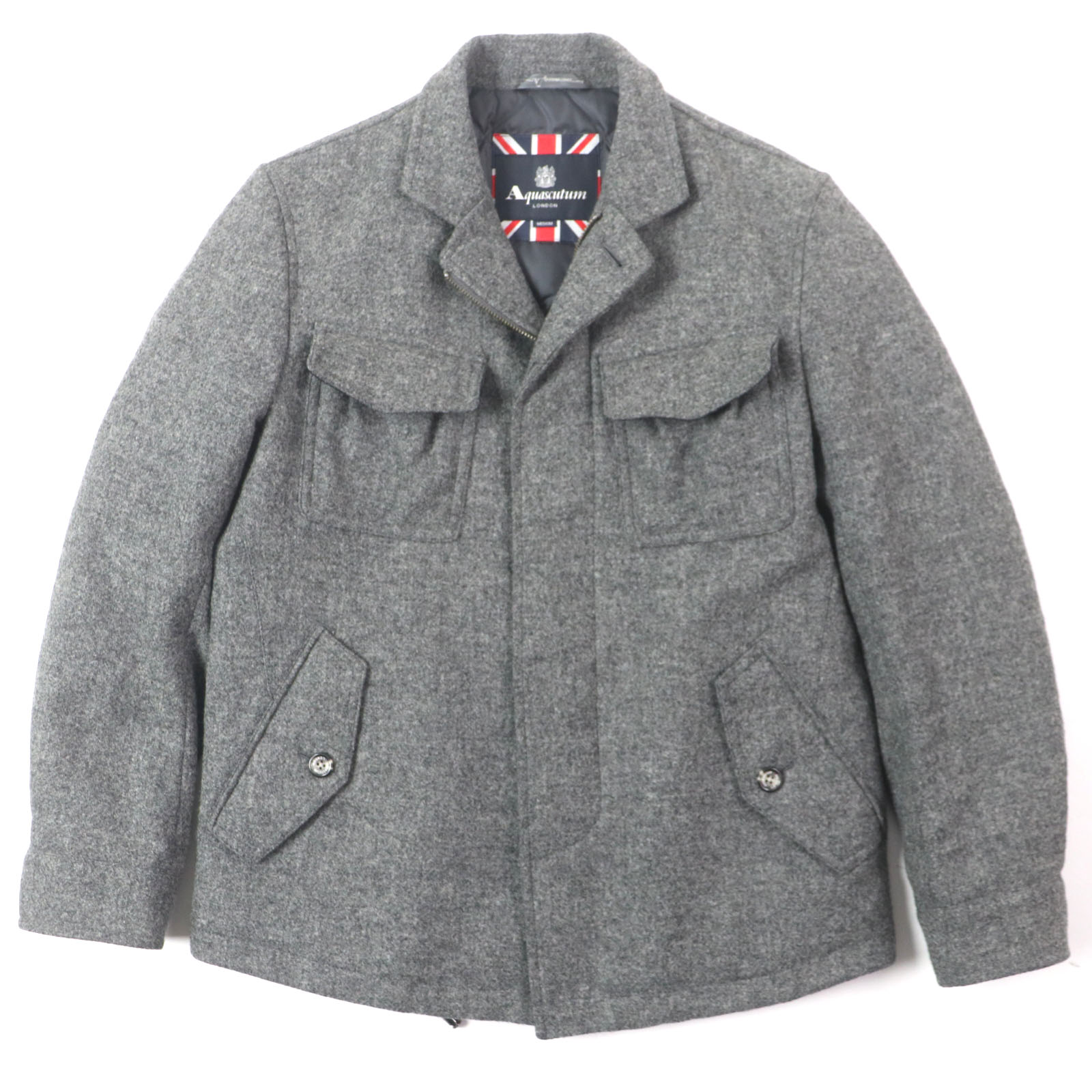 極美品▼Aquascutum アクアスキュータム ウール100% ツイード ロゴ入りボタン 比翼仕立て ジップアップ ダウンジャケット グレー M 正規品 メンズ【中古】