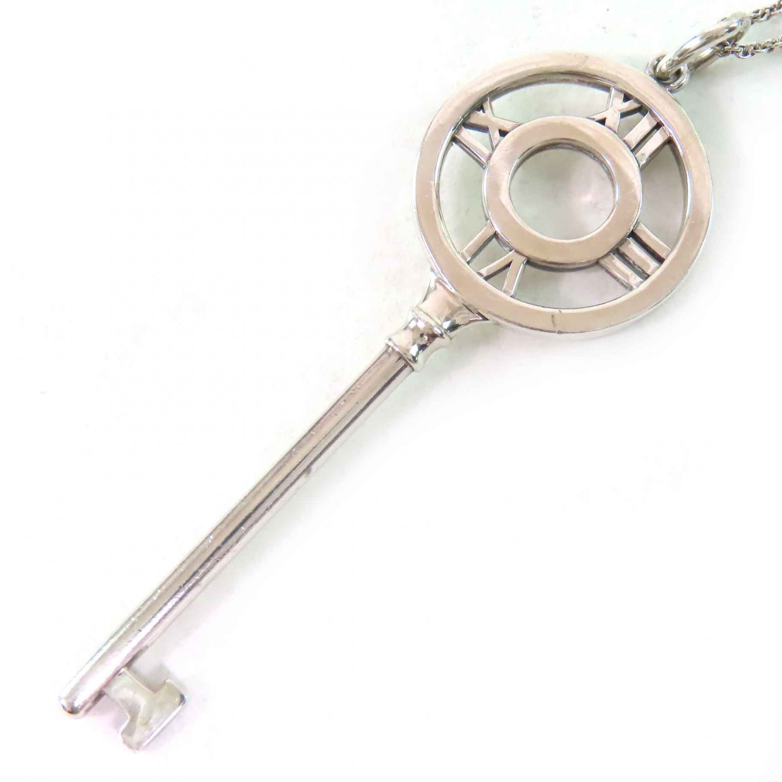 美品△TIFFANY&Co. ティファニー アトラスキー ネックレス SV925 鍵 カギ ペンダント アクセサリー シルバー 箱・保存袋付き 重量6.0g レディース オススメ◎【中古】