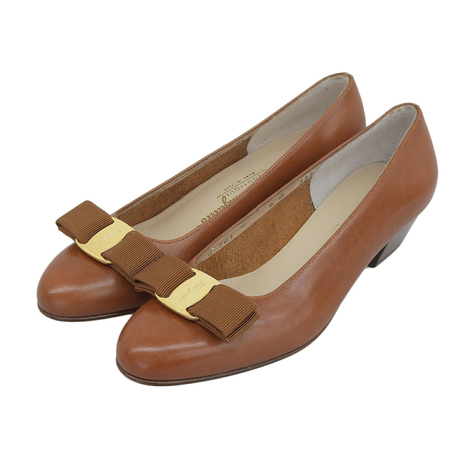 極美品▲Salvatore Ferragamo サルヴァトーレフェラガモ VARA ヴァラリボン レザーパンプス ブラウン 5 箱付き イタリア製 レディース【中古】
